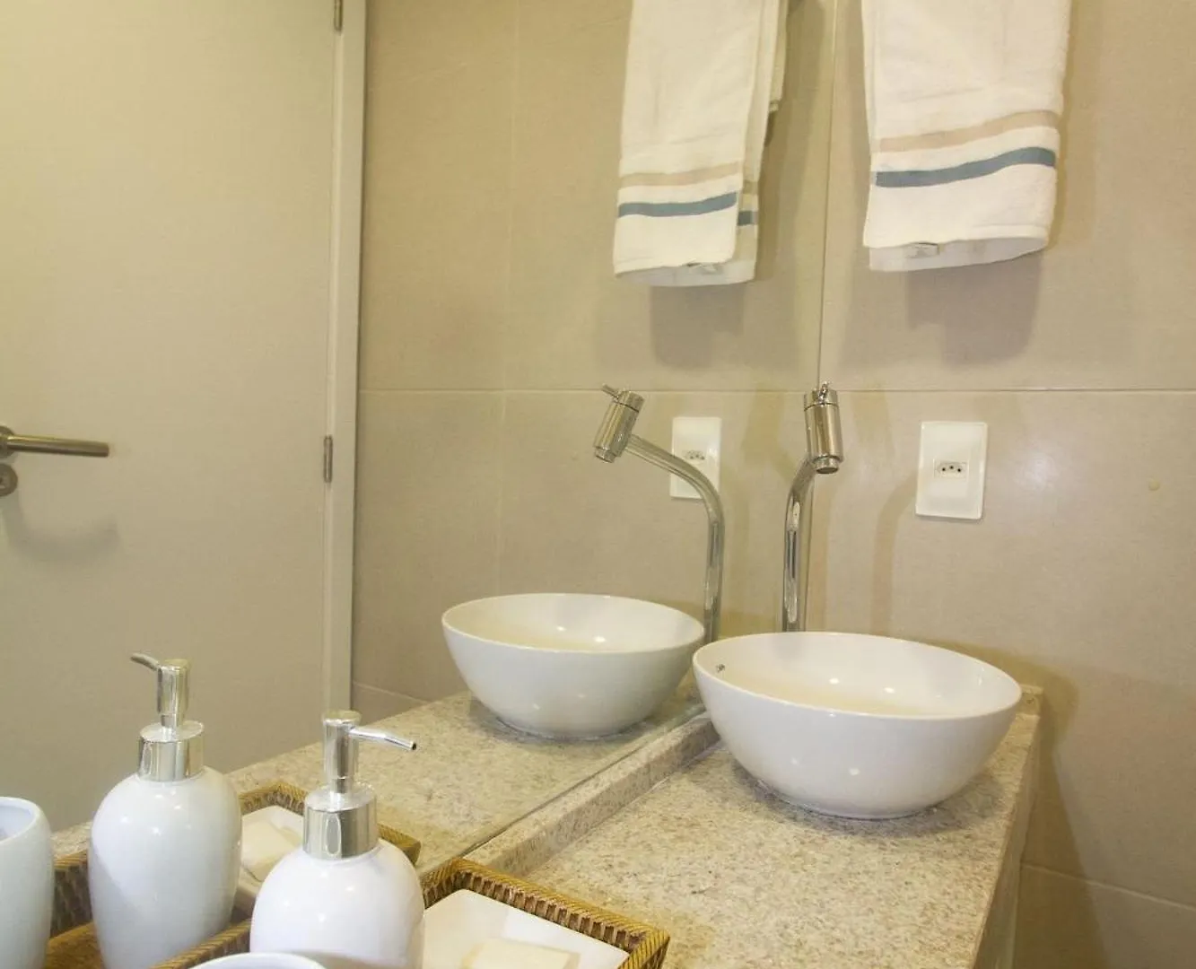 Feriehus Flat No Centro De Porto De Galinhas -Sunny Hall338 - By Anfitriao Legal